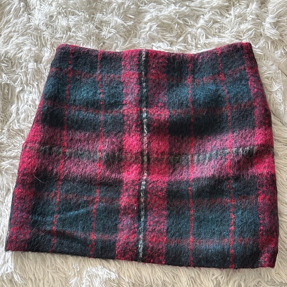 Ralph Lauren Pink and Black Plaid Mini Skirt - Picture 2 of 3